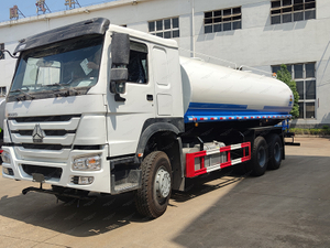 Howo 6x4 25 metros cúbicos caminhão de tanque de água