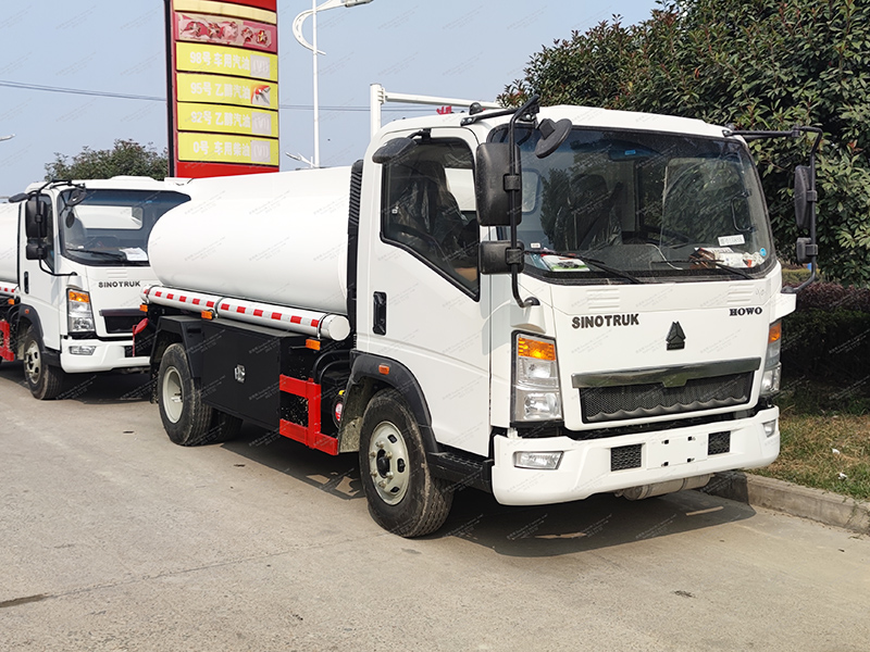 Howo 4x2 15 metros cúbicos caminhão de tanque de água