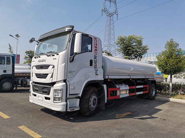 Isuzu Juka VC61 Sprinkler