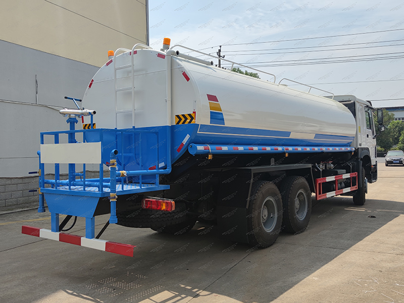 Howo 6x4 25 metros cúbicos caminhão de tanque de água