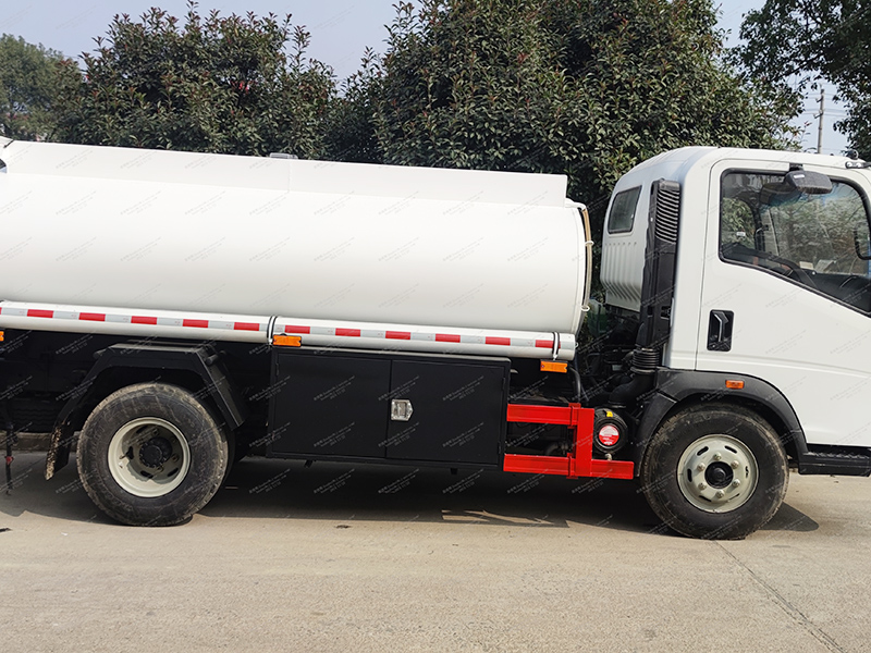 Howo 4x2 15 metros cúbicos caminhão de tanque de água